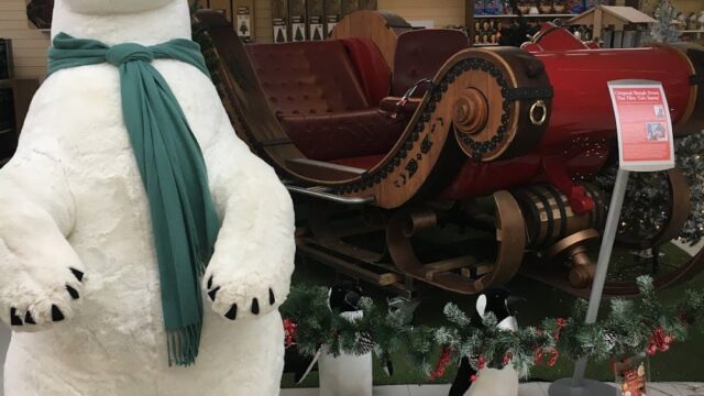 BAY GARDEN CENTRE 04